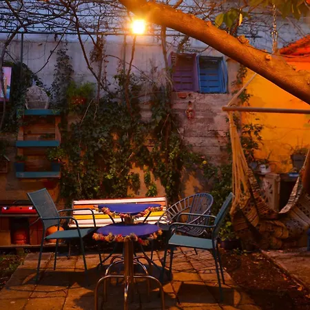 Boutique Triple House - City Centre - Sunny Roof Terrace